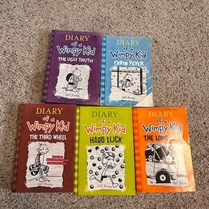 Diary of a Wimpy Kid Book Set - Multicolor